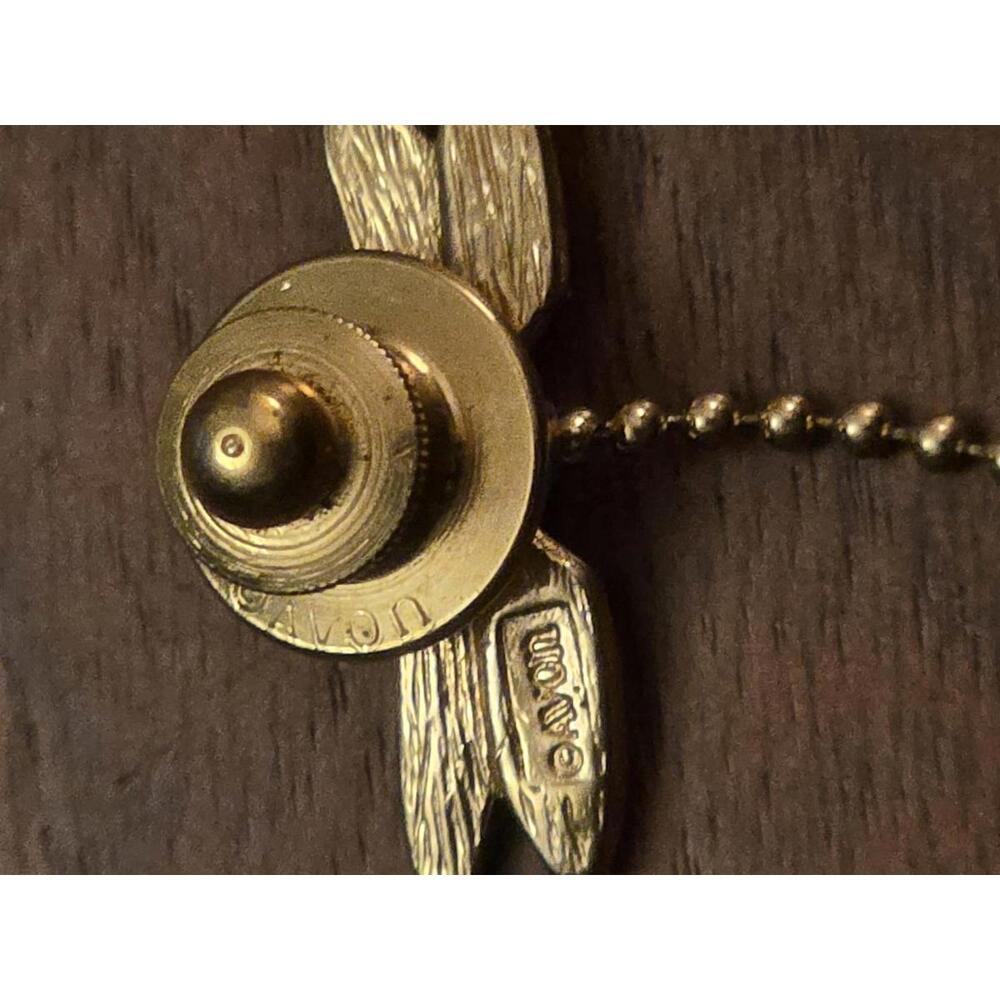Avon Green Dragonfly Tie Tack Lapel Pin Gold Tone Ball Chain Body Insect - Picture 2 of 3